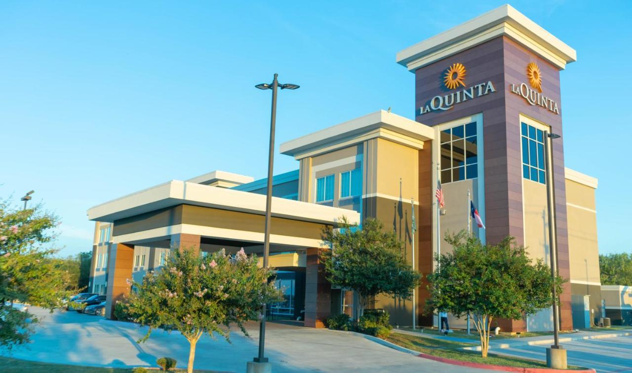 La Quinta By Wyndham Karnes City - Kenedy Exteriér fotografie